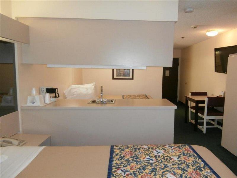 America'S Best Value Inn & Suites-Mcdonough Extérieur photo
