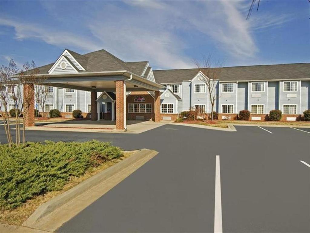 America'S Best Value Inn & Suites-Mcdonough Extérieur photo