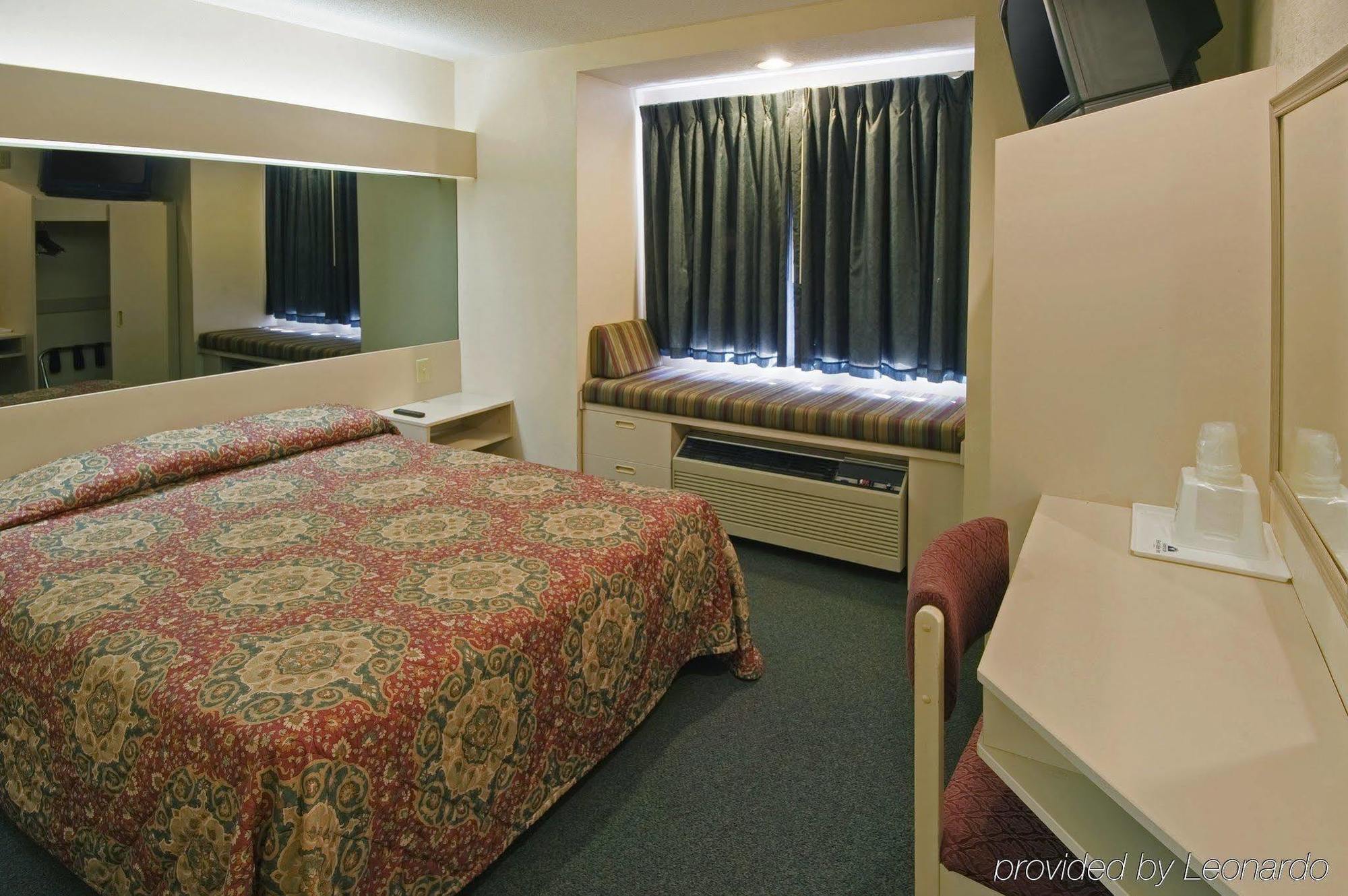 America'S Best Value Inn & Suites-Mcdonough Extérieur photo